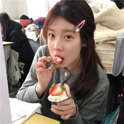 然后，她找到了我